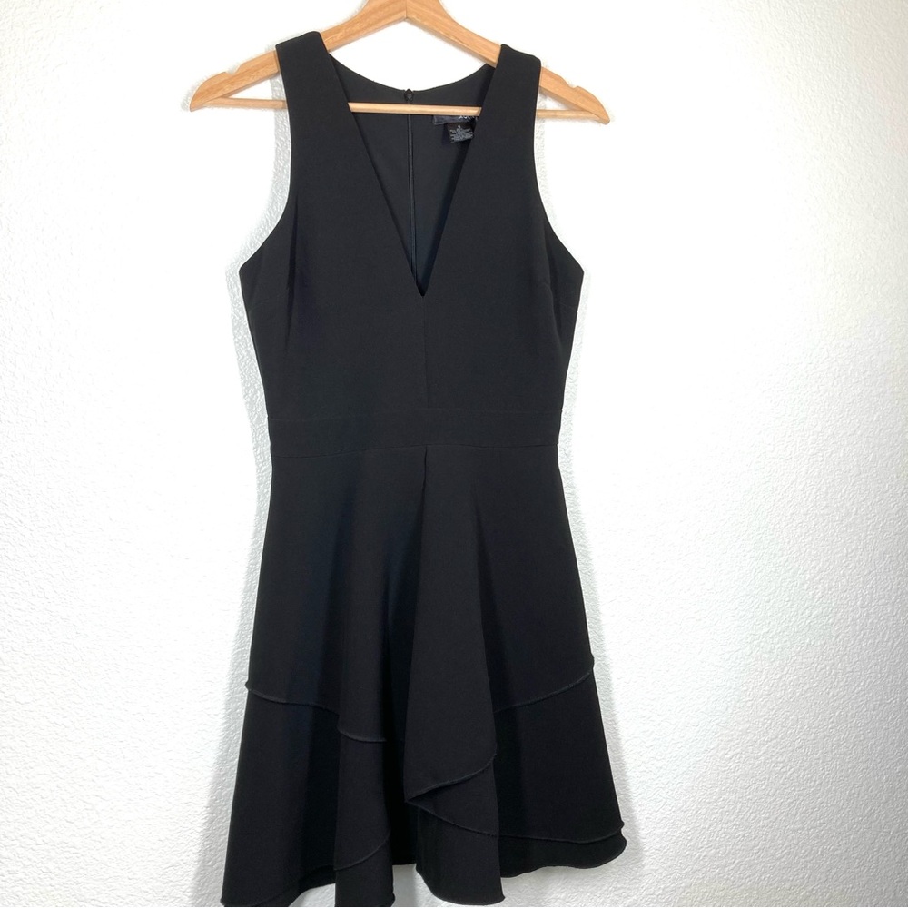 Aqua Women's Black Sleeve Less Mini Dress Small Deep V Neck Ruffled Skirt - Picture 5 of 14